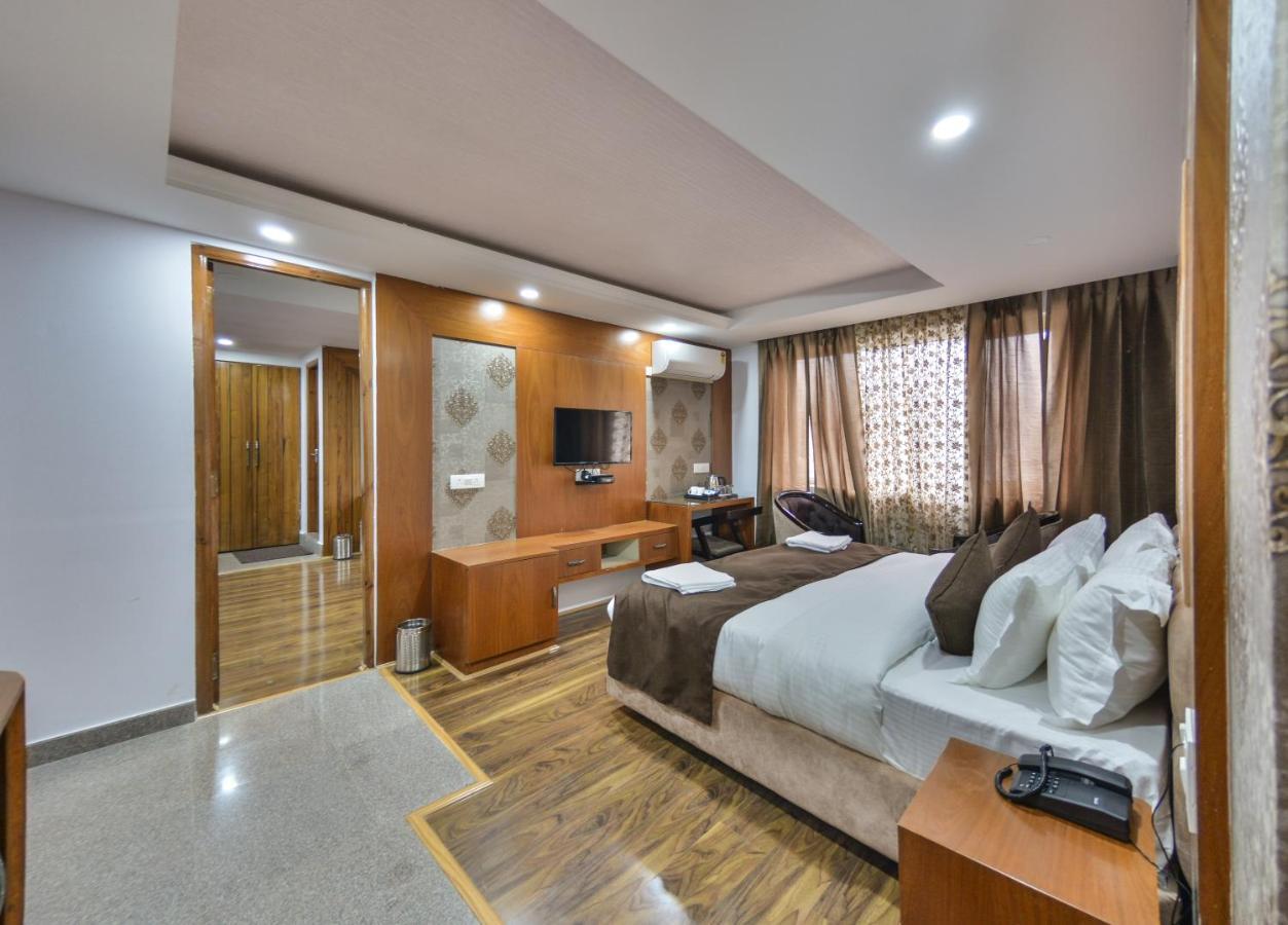 Hotel The Montreal Telbal Экстерьер фото